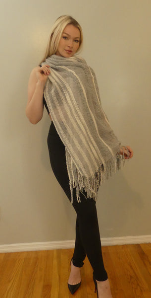 Alpaca Shawl Silver Off white