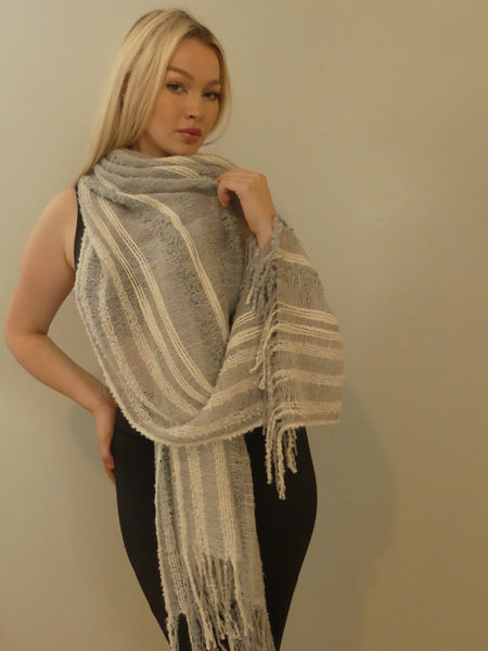 Alpaca Shawl Silver Off white