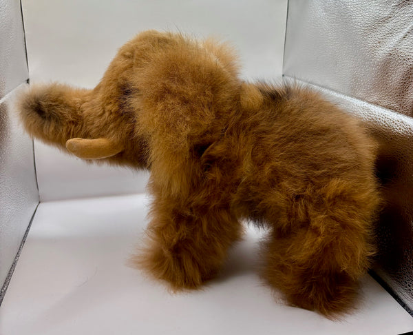Alpaca Woolly Mammoth Brown