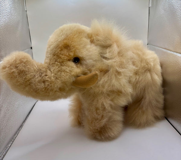 Alpaca Woolly Mammoth Champagne Beige Color