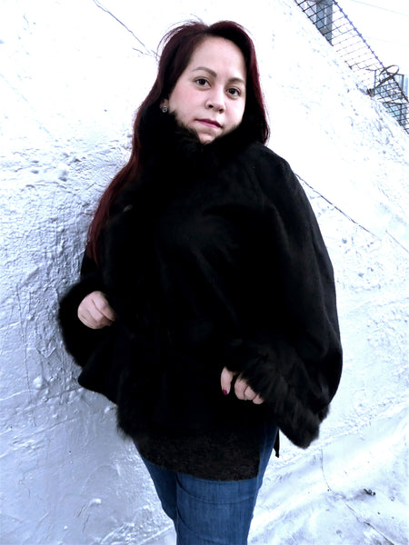 Mini Premium Alpaca Cape - Shawl - Black